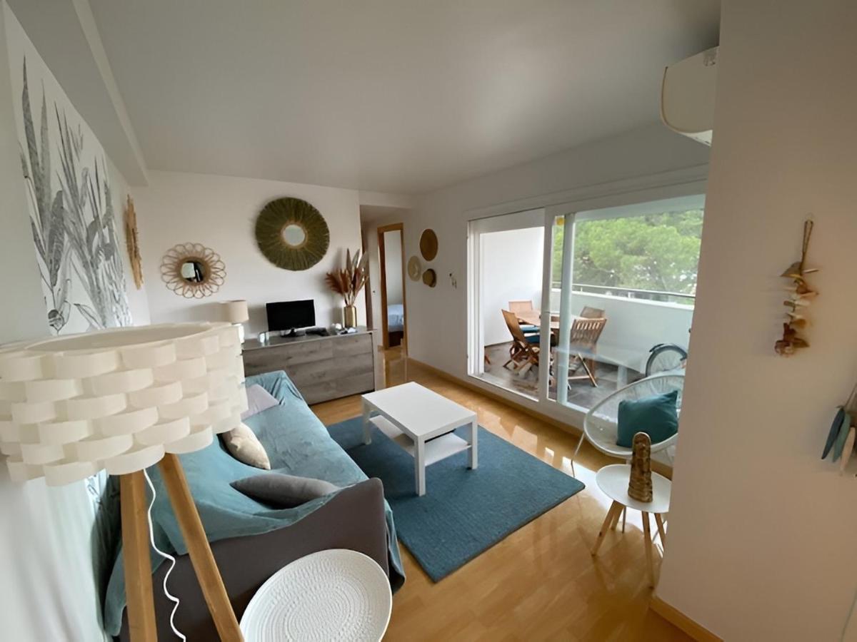 Superbe Appartement Renove, Residence Avec Piscine Roses Exterior photo